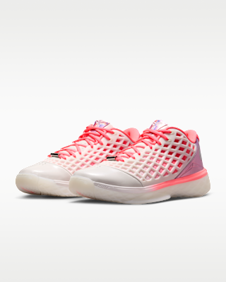 KOBE+III+LOW+PROTRO.png